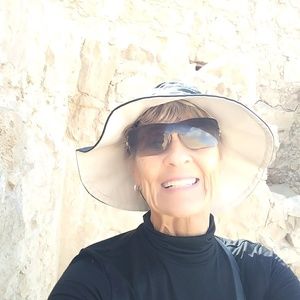 Meet your Posher, Katherine